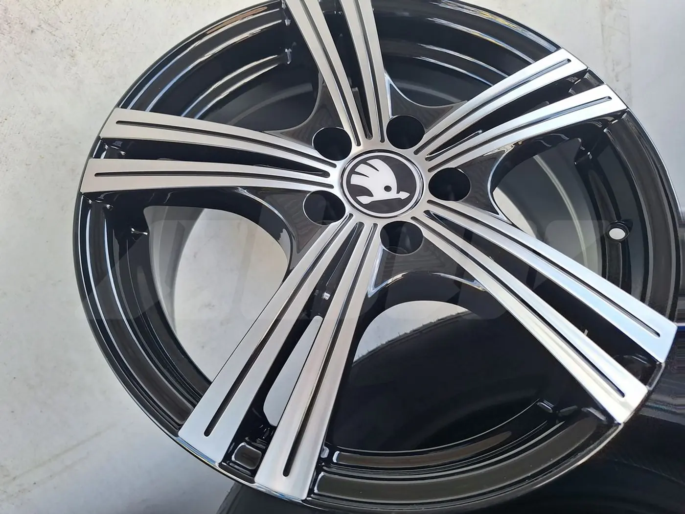 6.5xR16 5 100 ET38 DIA57.1 к Skoda Rapid