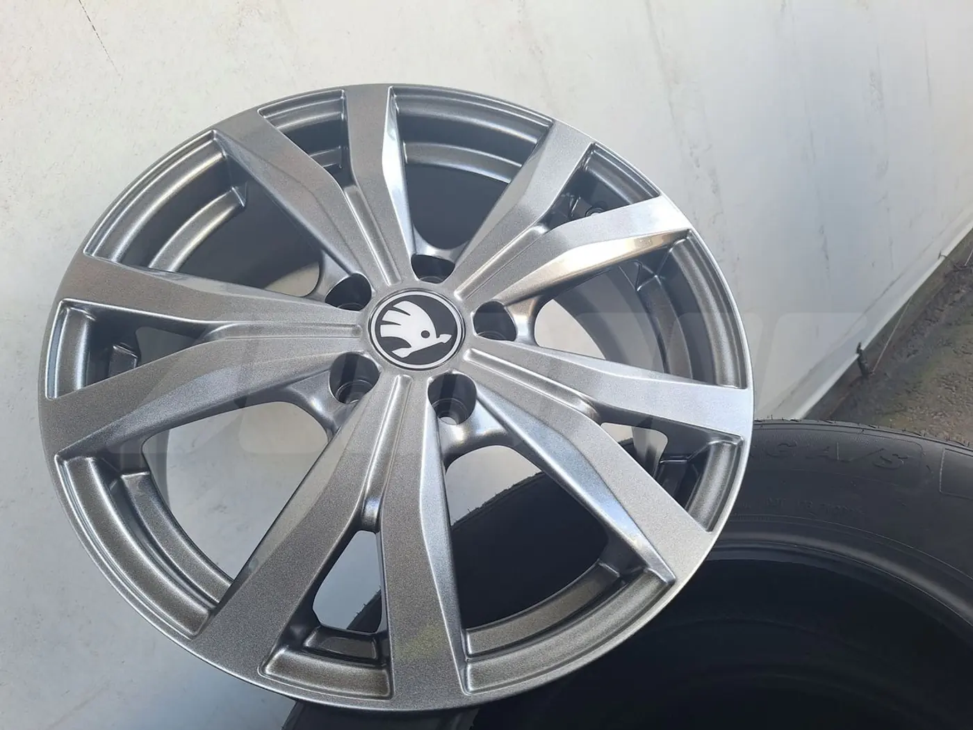6.5xR16 5 112 ET45 DIA57.1 к Skoda Octavia