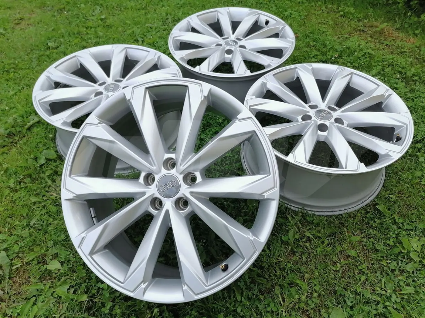 8.5xR20 5 112 ET37 DIA66.5 к Audi A6