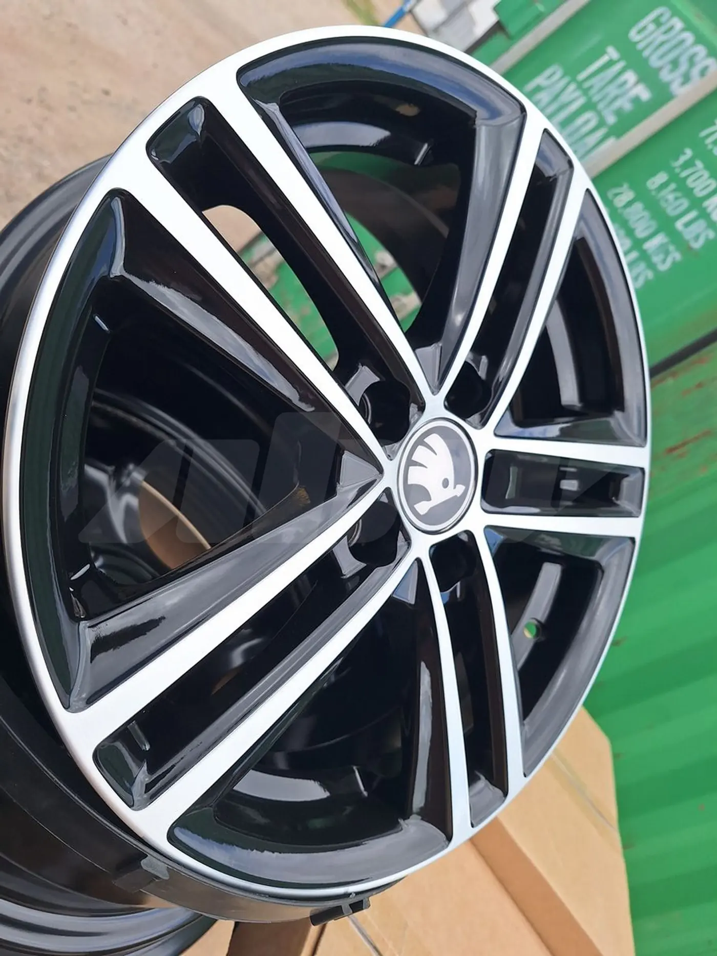 6xR15 5 100 ET38 DIA57.1 к Skoda Rapid