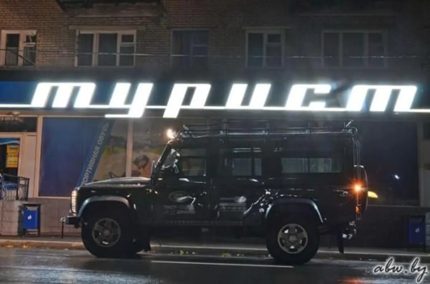 Land Rover Defender: "полковнику" никто не пишет