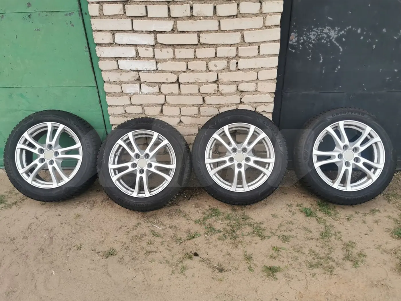 6.5xR16 5 105 ET38 DIA56.6 к Opel Astra
