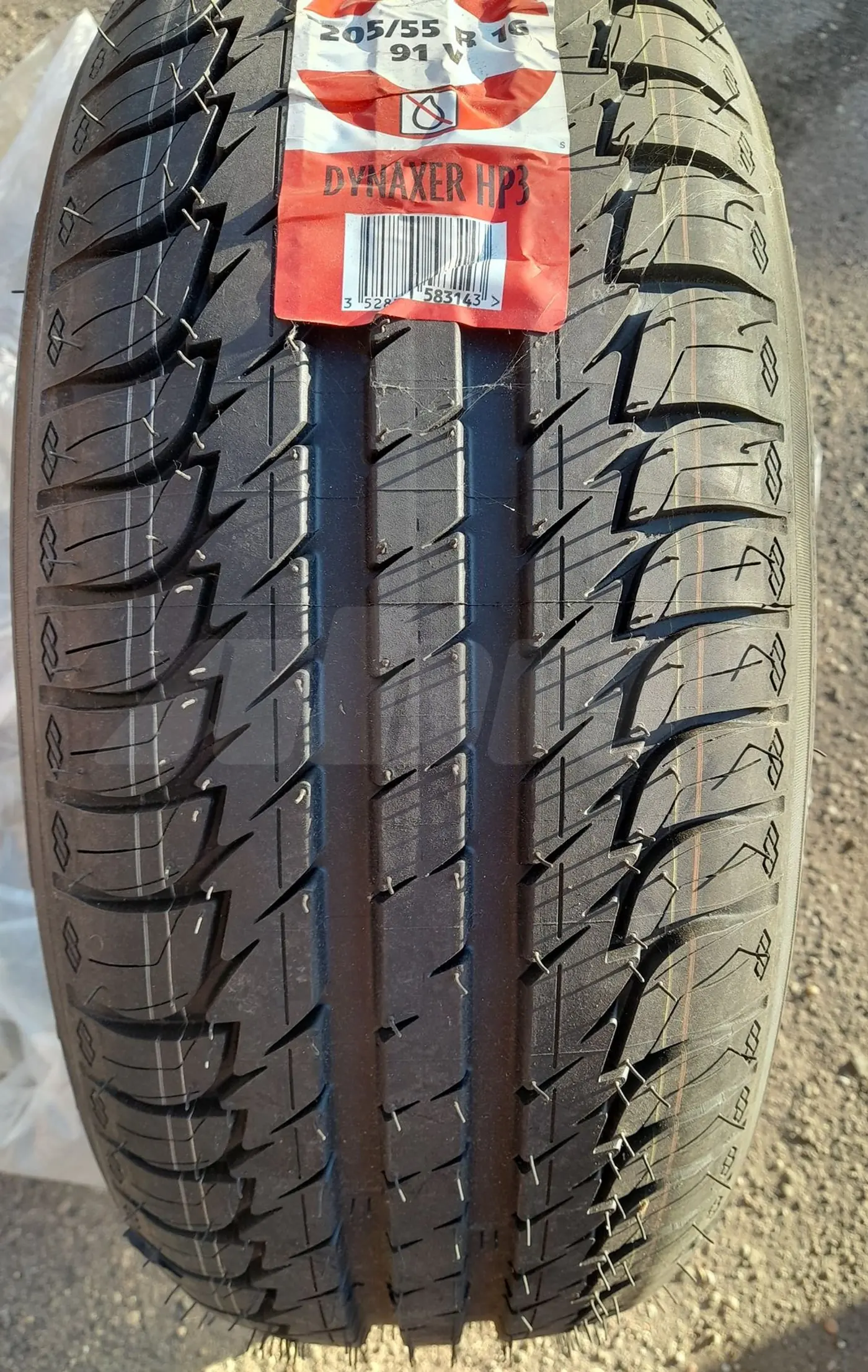 R16 205 55 Kleber Dynaxer HP3