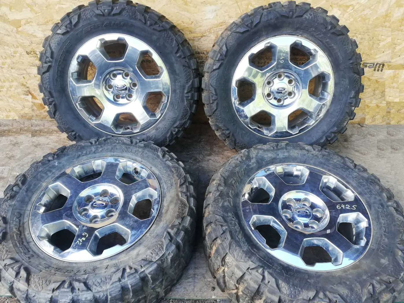 8.5xR20 F-150 44 ET44  к Ford