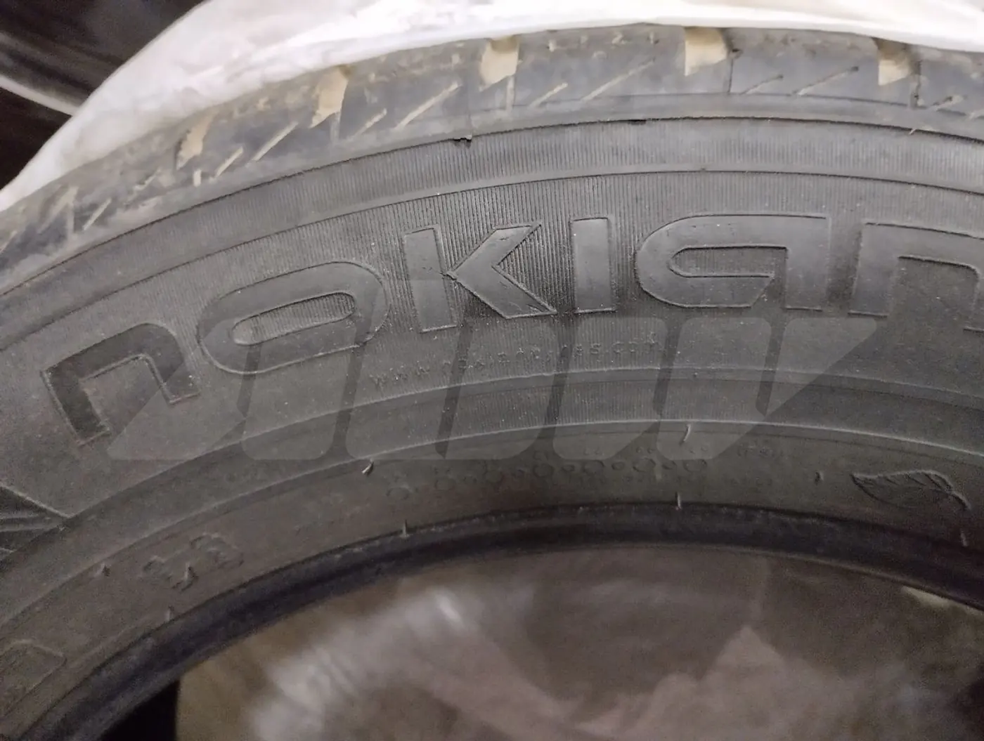 R17 225 60 Nokian 225/60 R17 103V
