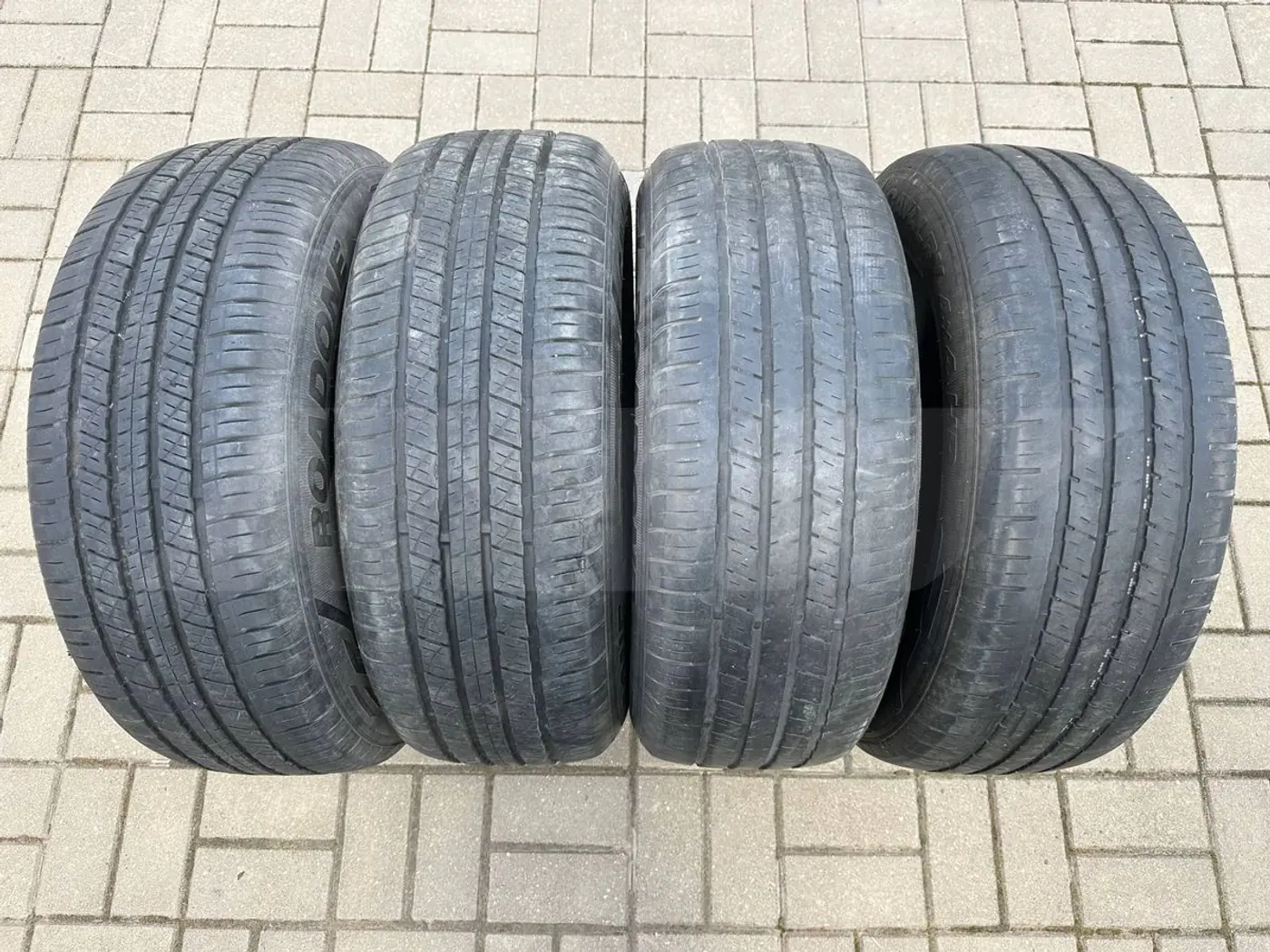 R18 245 60 Roadstone Cavalry 4x4 HP