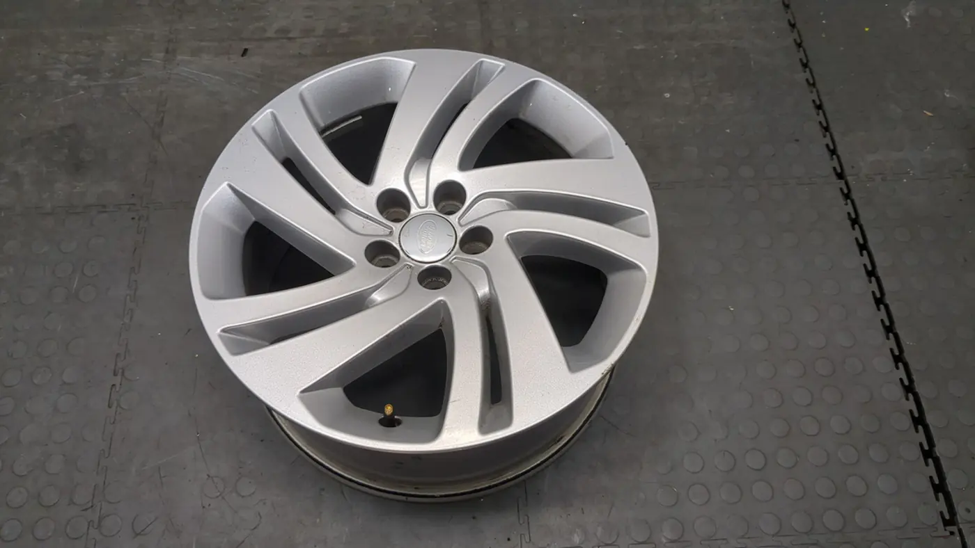 8xR18 5 108 ET45 DIA63.4 к Land Rover Range Rover Evoque