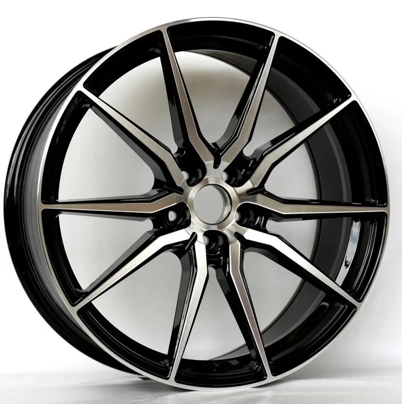 8.5xR20 5 114.3 ET40 DIA67.1