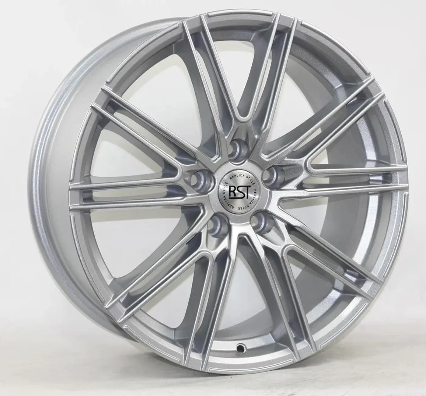8xR18 5 108 ET50 DIA63.4