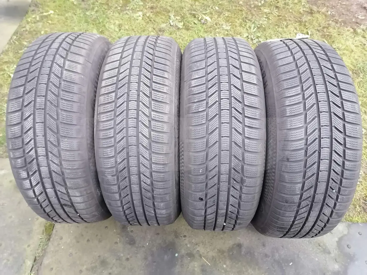 R17 225 60 Continental Winter Contact TS870P