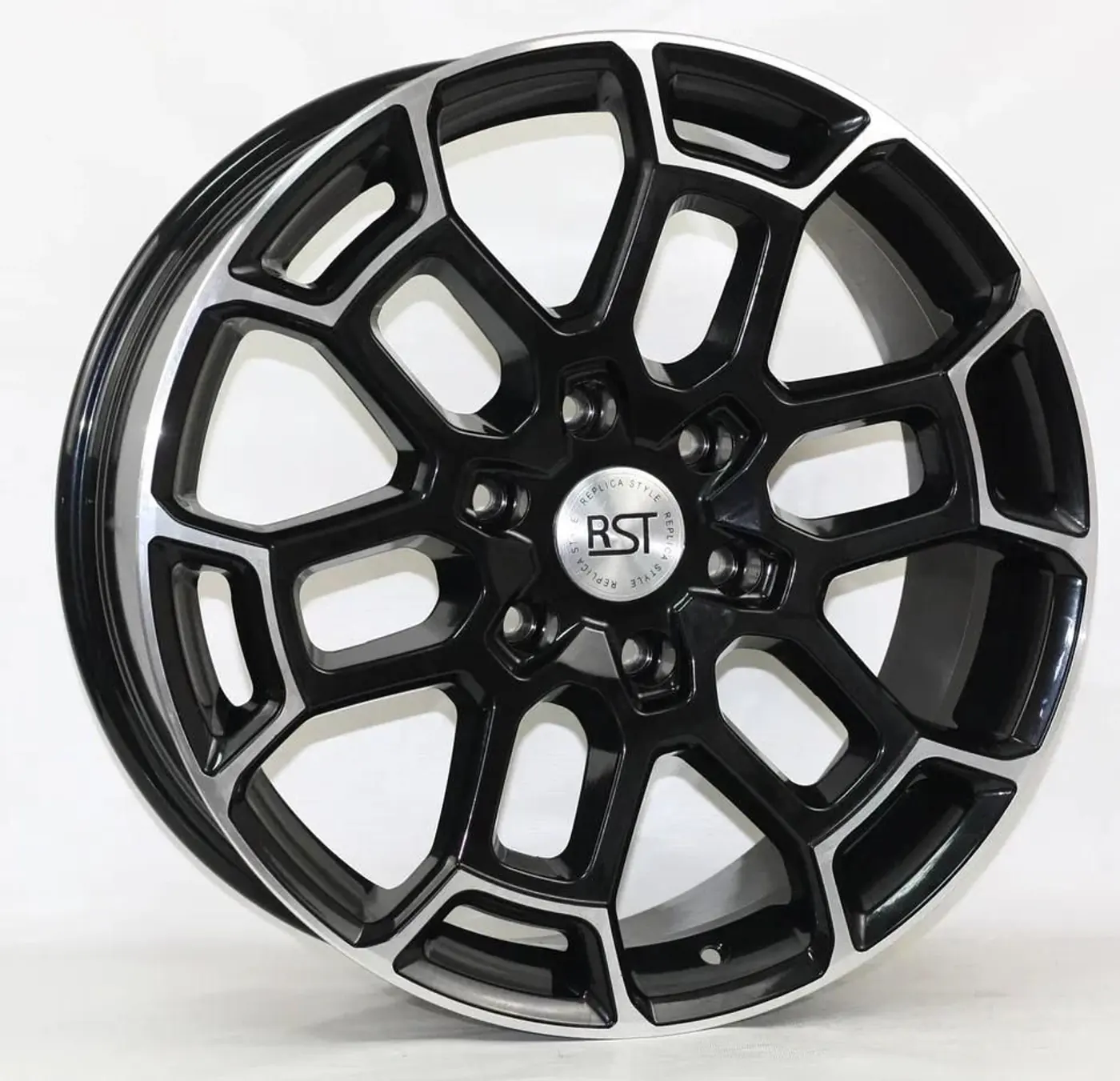 8.5xR20 6 139.7 ET25 DIA100.1