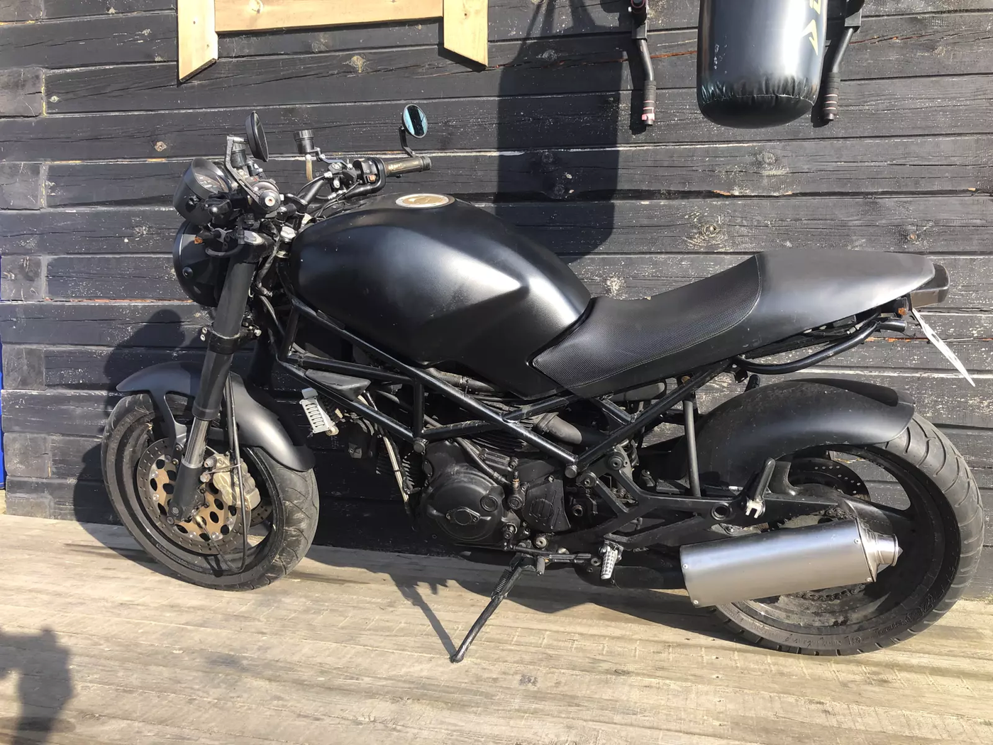 Ducati Monster 750, 1997