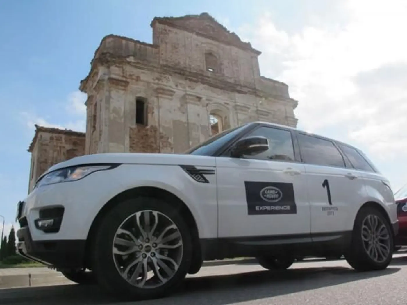 Между Неманом и Бугом: 21 час за рулем Range Rover Sport и новые краеведческие впечатления