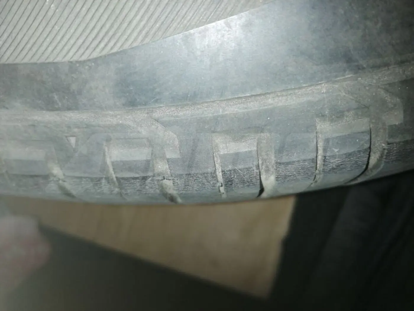 R16 235 60 Bridgestone