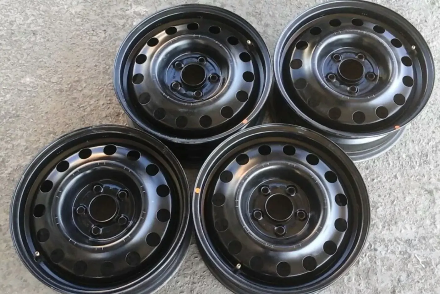 7xR16 Passat 112  DIA57 к Volkswagen