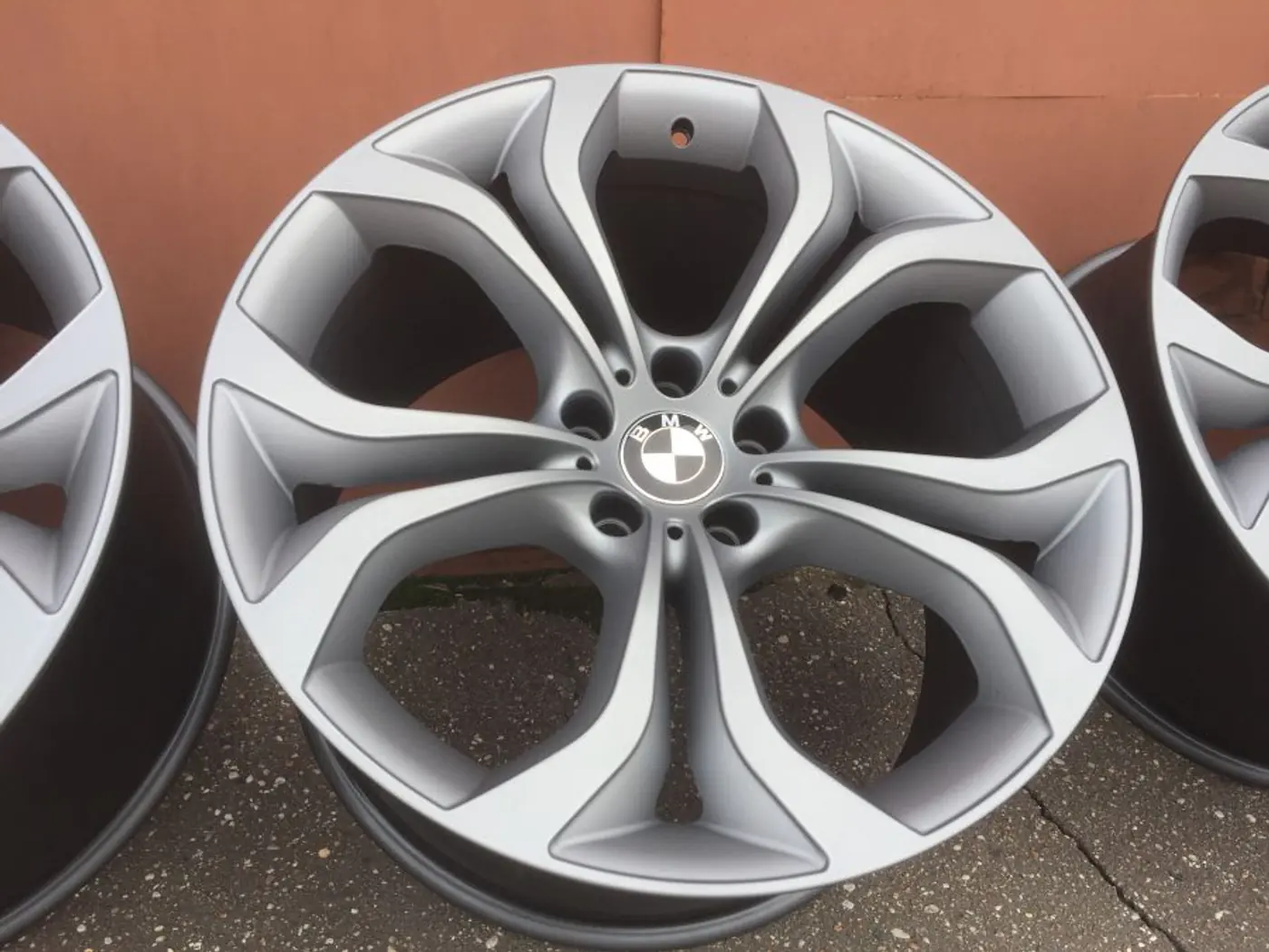 10xR20 5 100 ET20 DIA67 к BMW X6