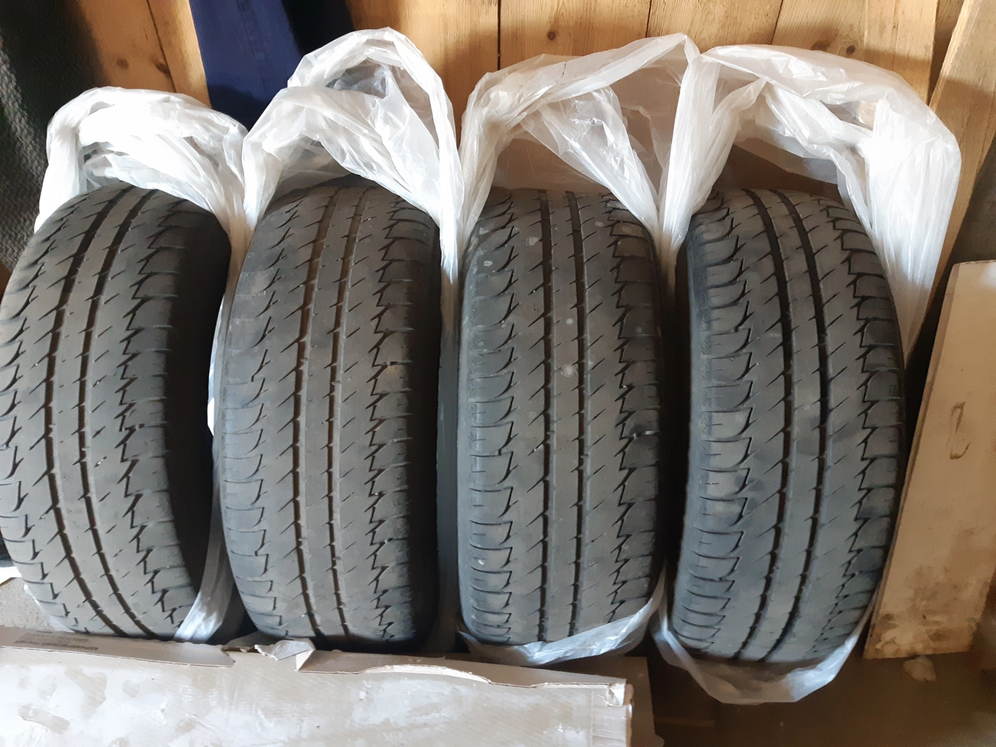 R16 215 55 Kleber Dynaxser