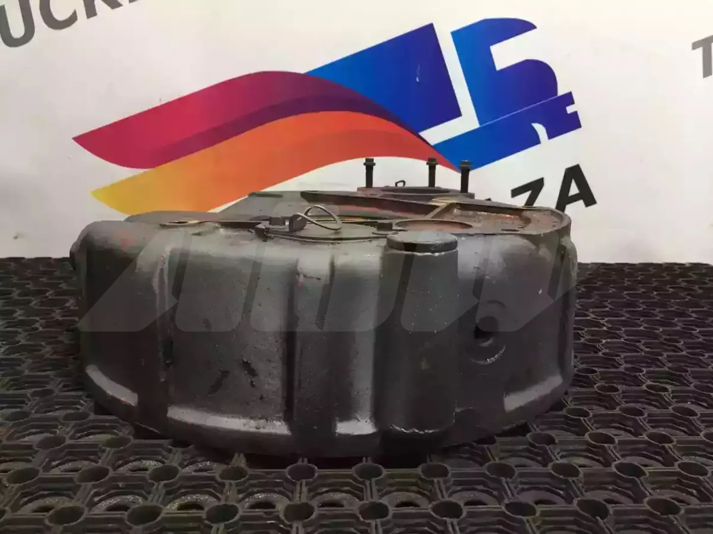 Кожух к Renault Magnum 1990