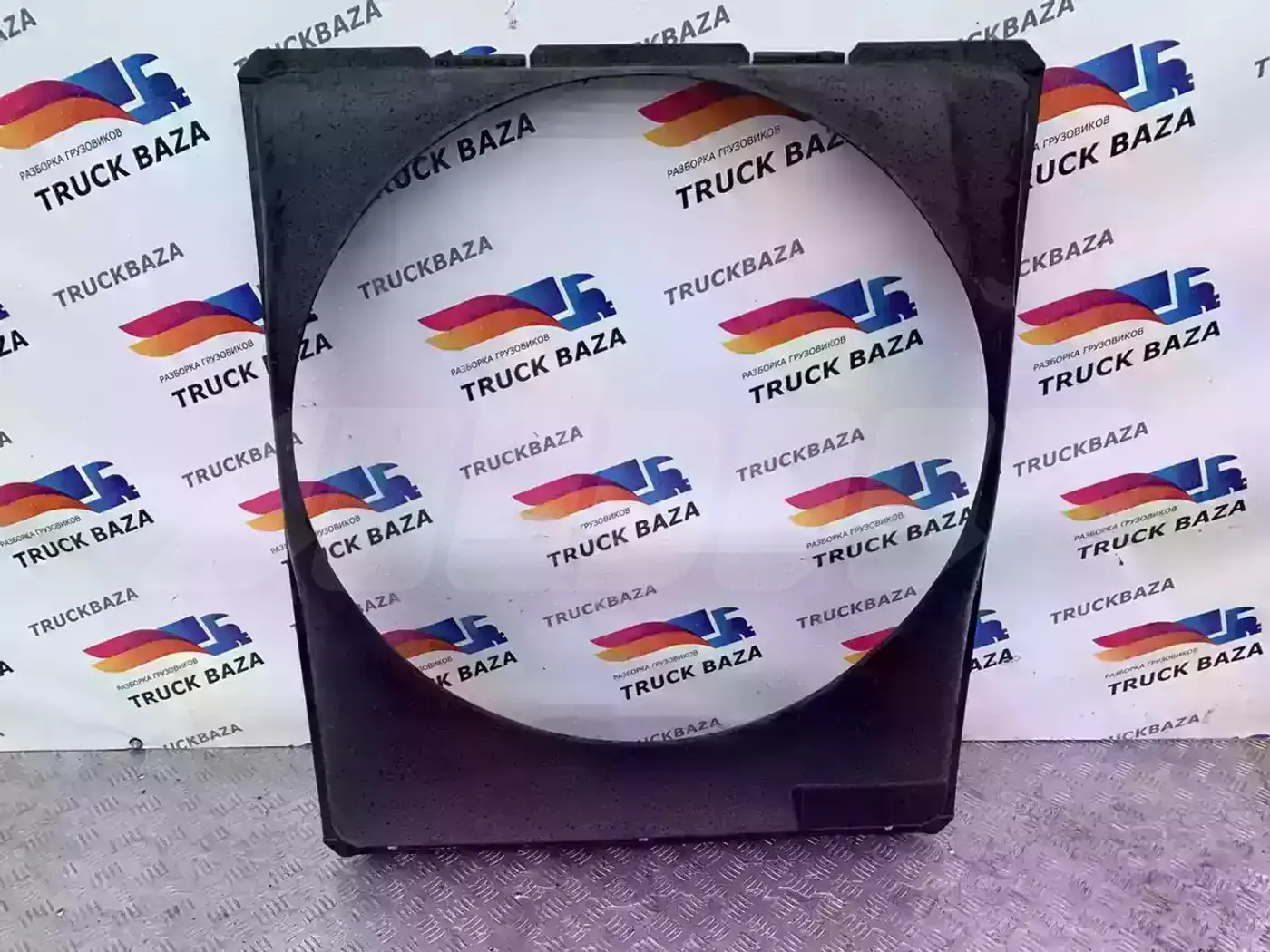 Диффузор вентилятора к Scania  2008