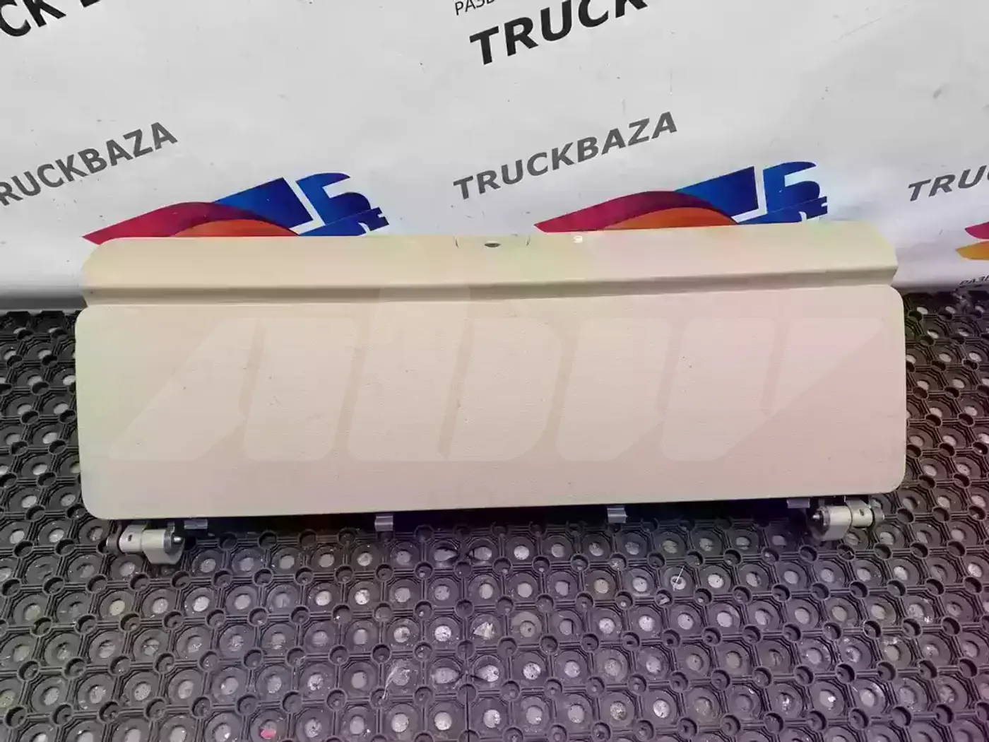 Бардачок к Scania  2004