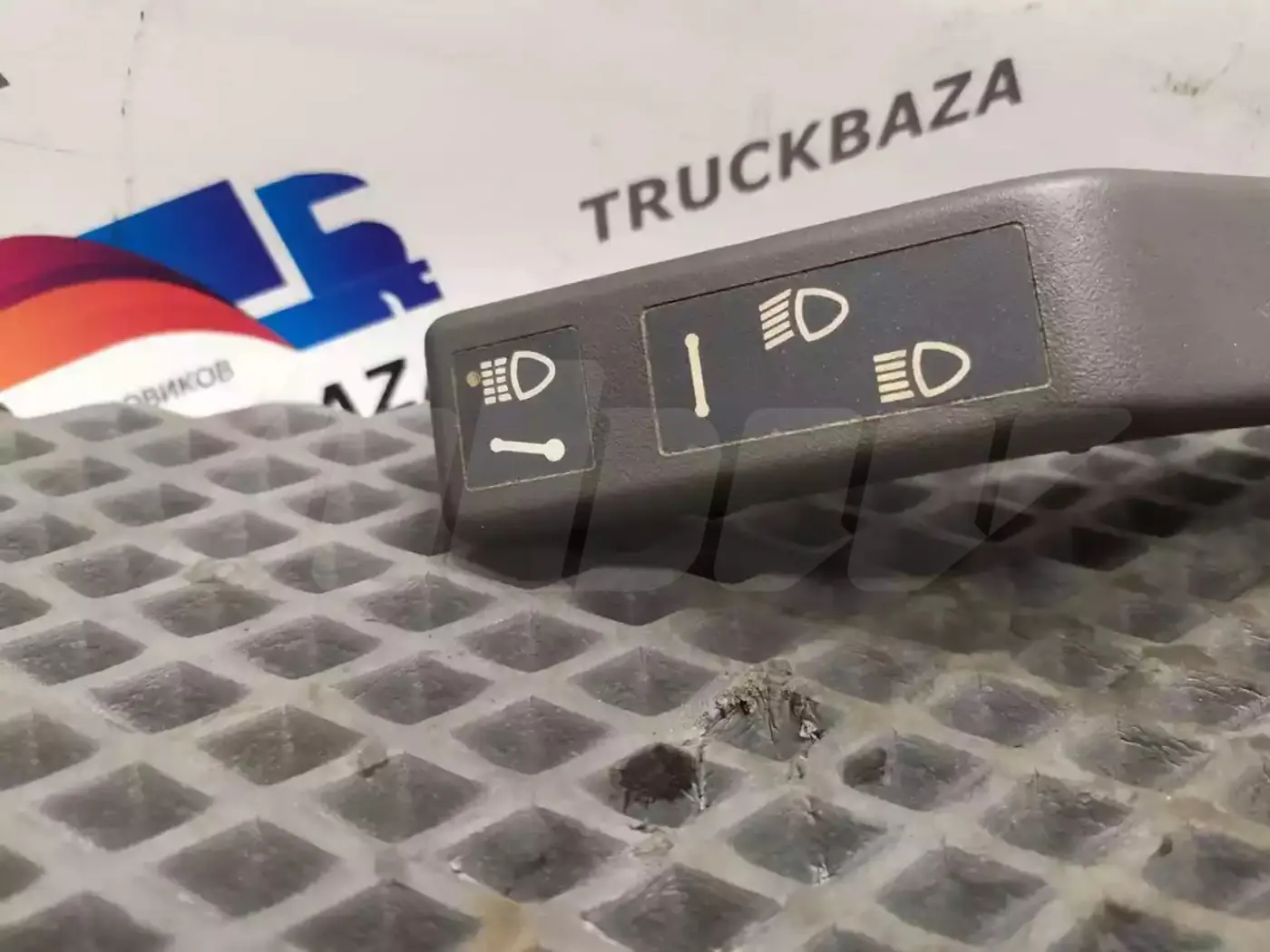 Переключатель к IVECO EuroTrakker 1991