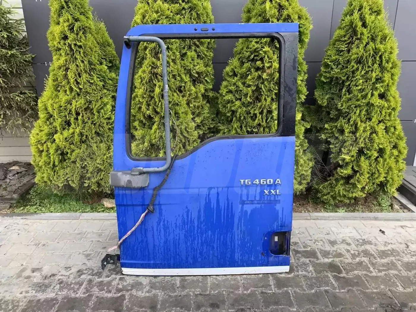 Дверь передняя левая к MAN TGX 2000