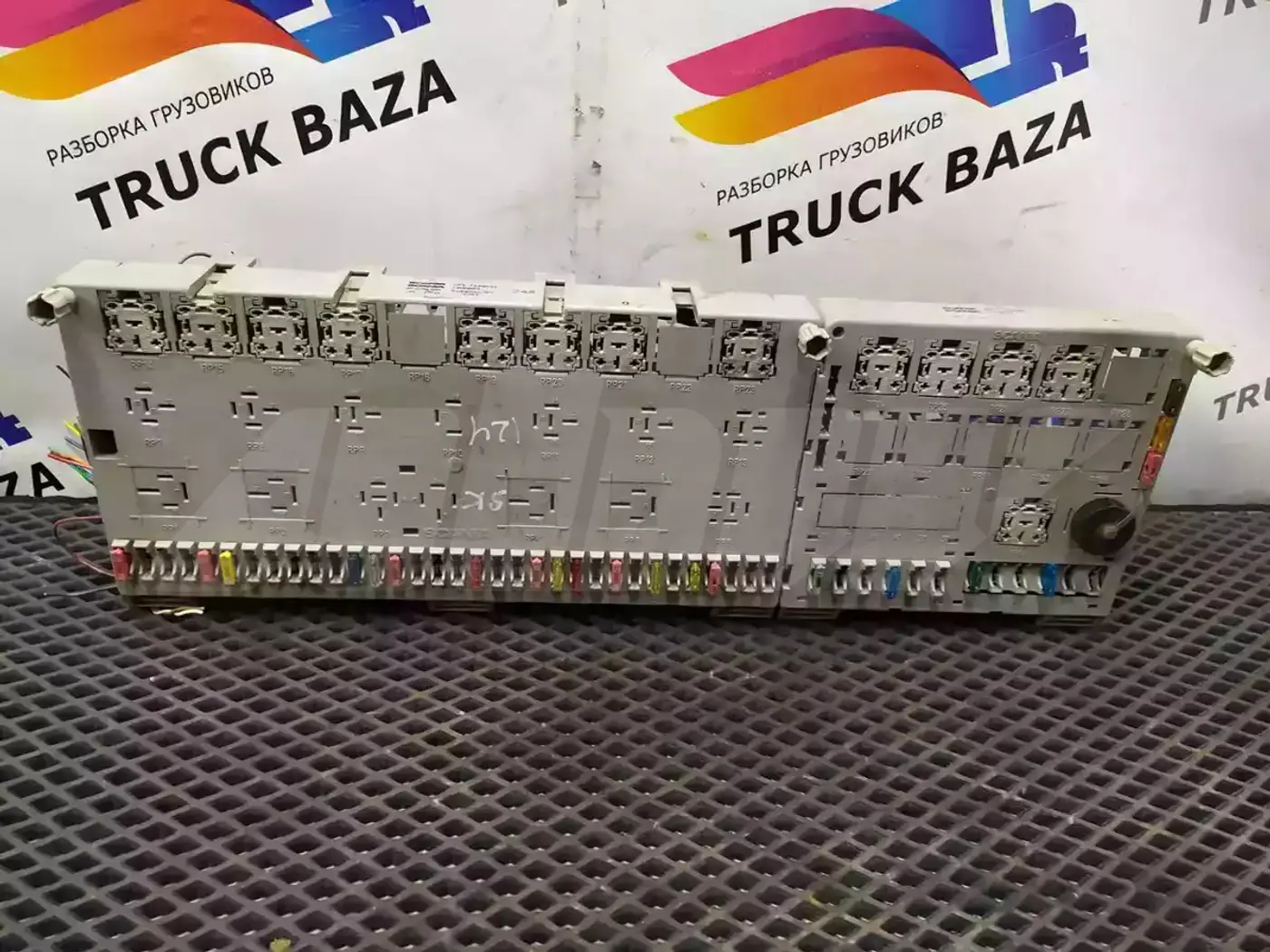 Короб предохранителей к Scania 4-Series 1995