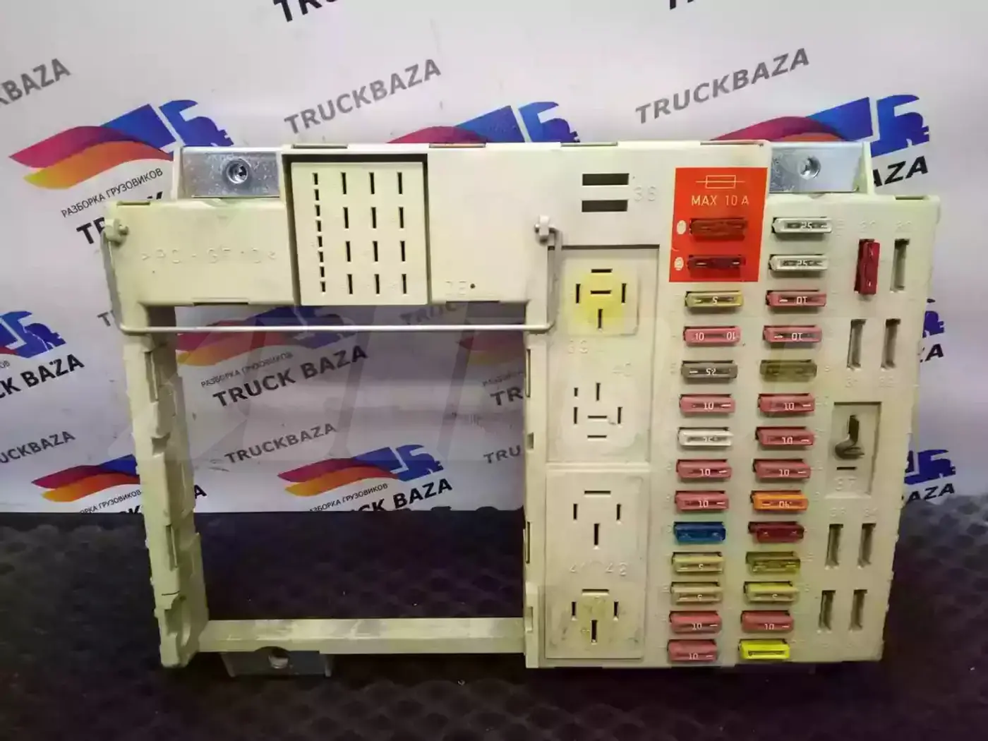 Короб предохранителей к MAN TGX 2000