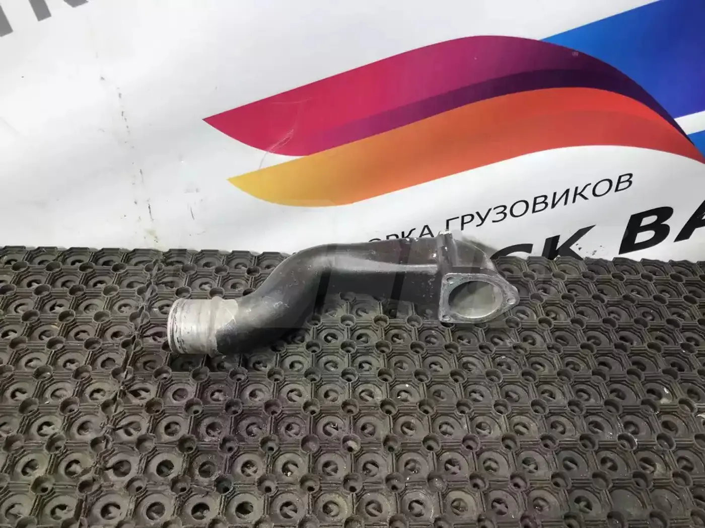 Патрубок интеркулера к MAN TGA 2000