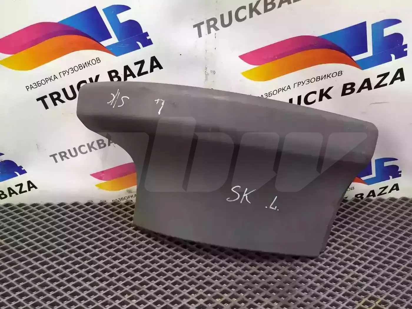 Фара левая к Scania  2004