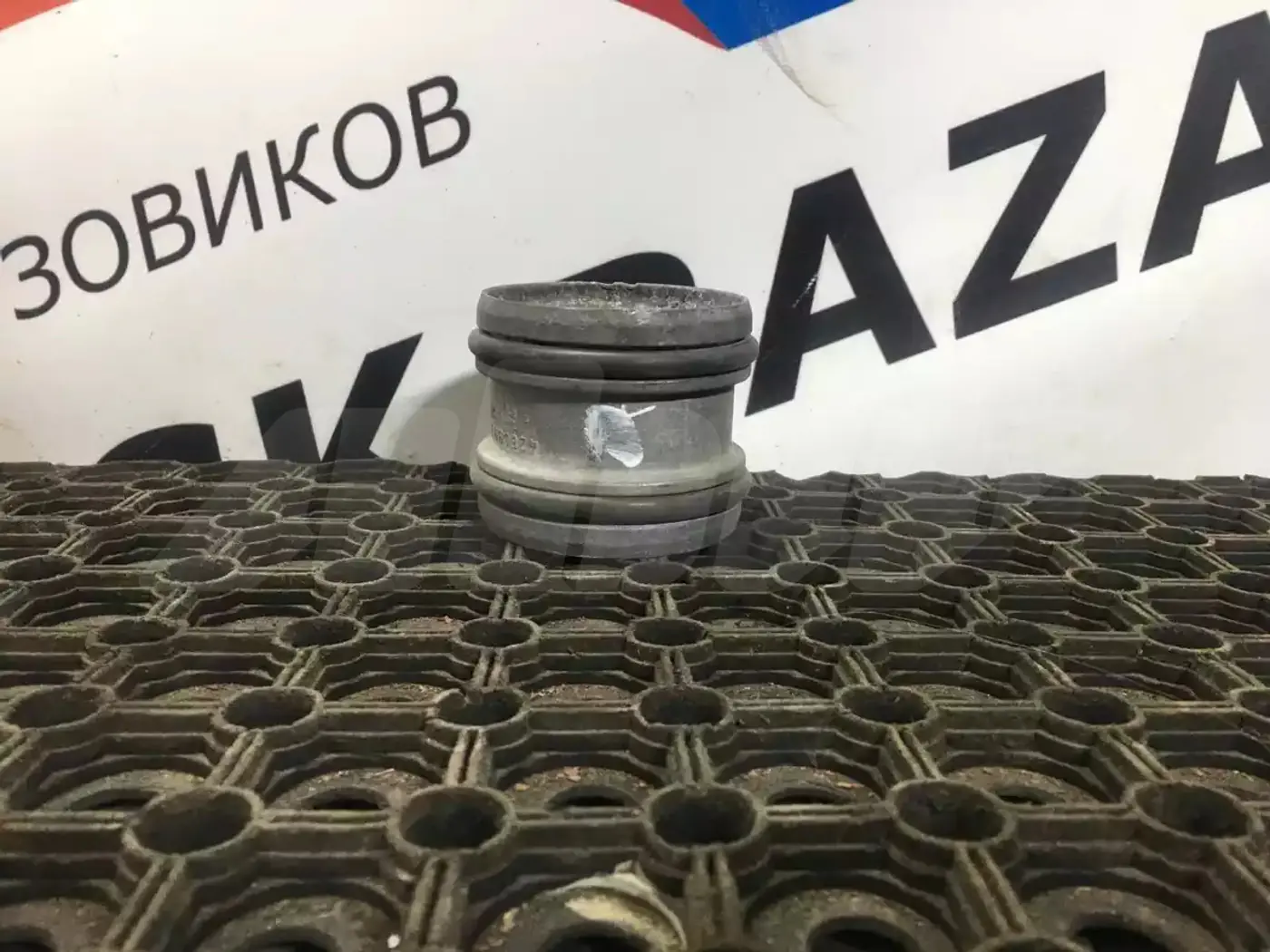 Патрубок интеркулера к Renault Premium 1996