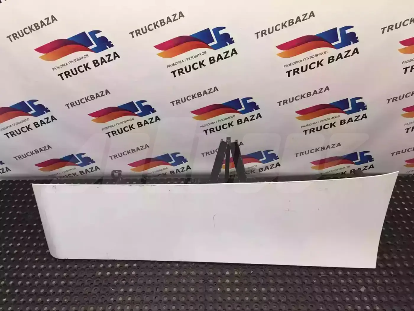 Спойлер к Scania  1995