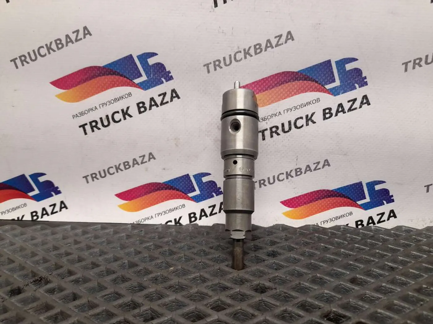 Форсунка к Mercedes-Benz Axor 2001