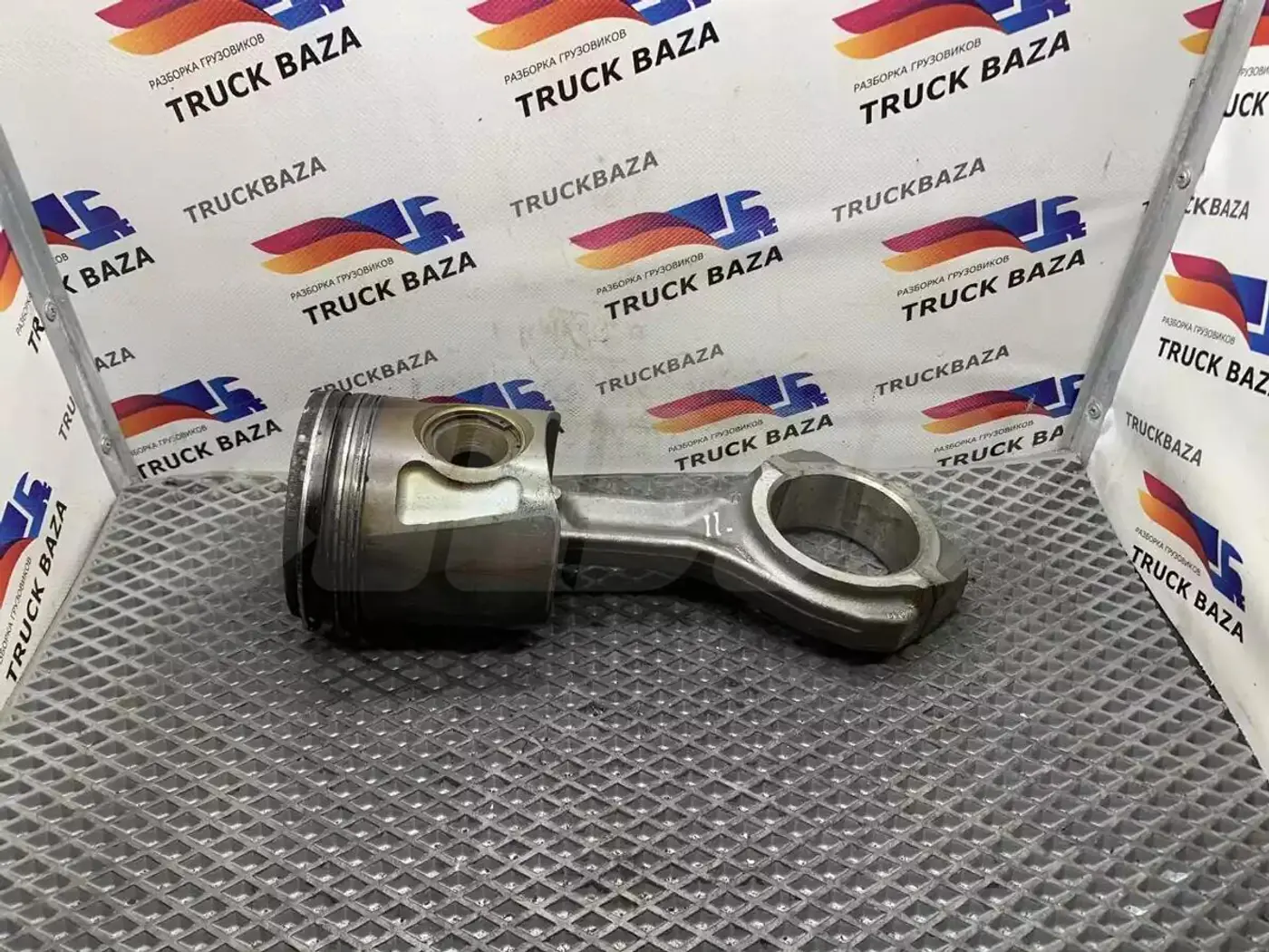 Поршень к IVECO Stralis 2002