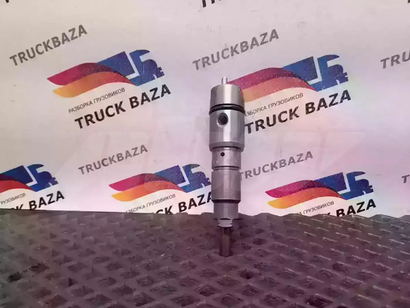 Форсунка к Mercedes-Benz Axor 2001