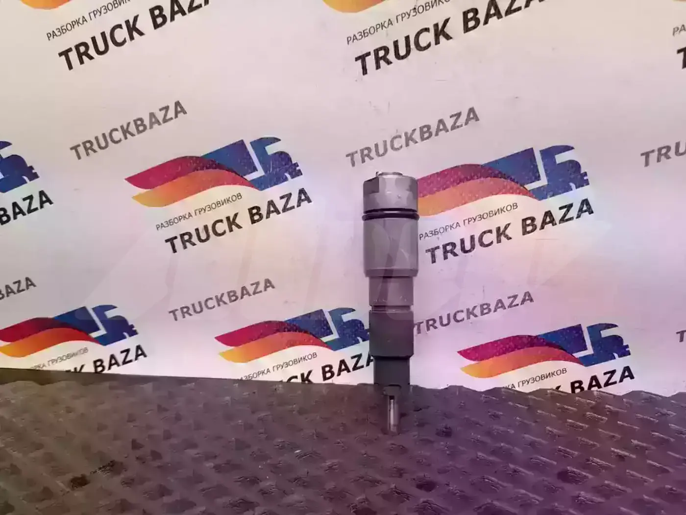 Форсунка к Mercedes-Benz Axor 2001