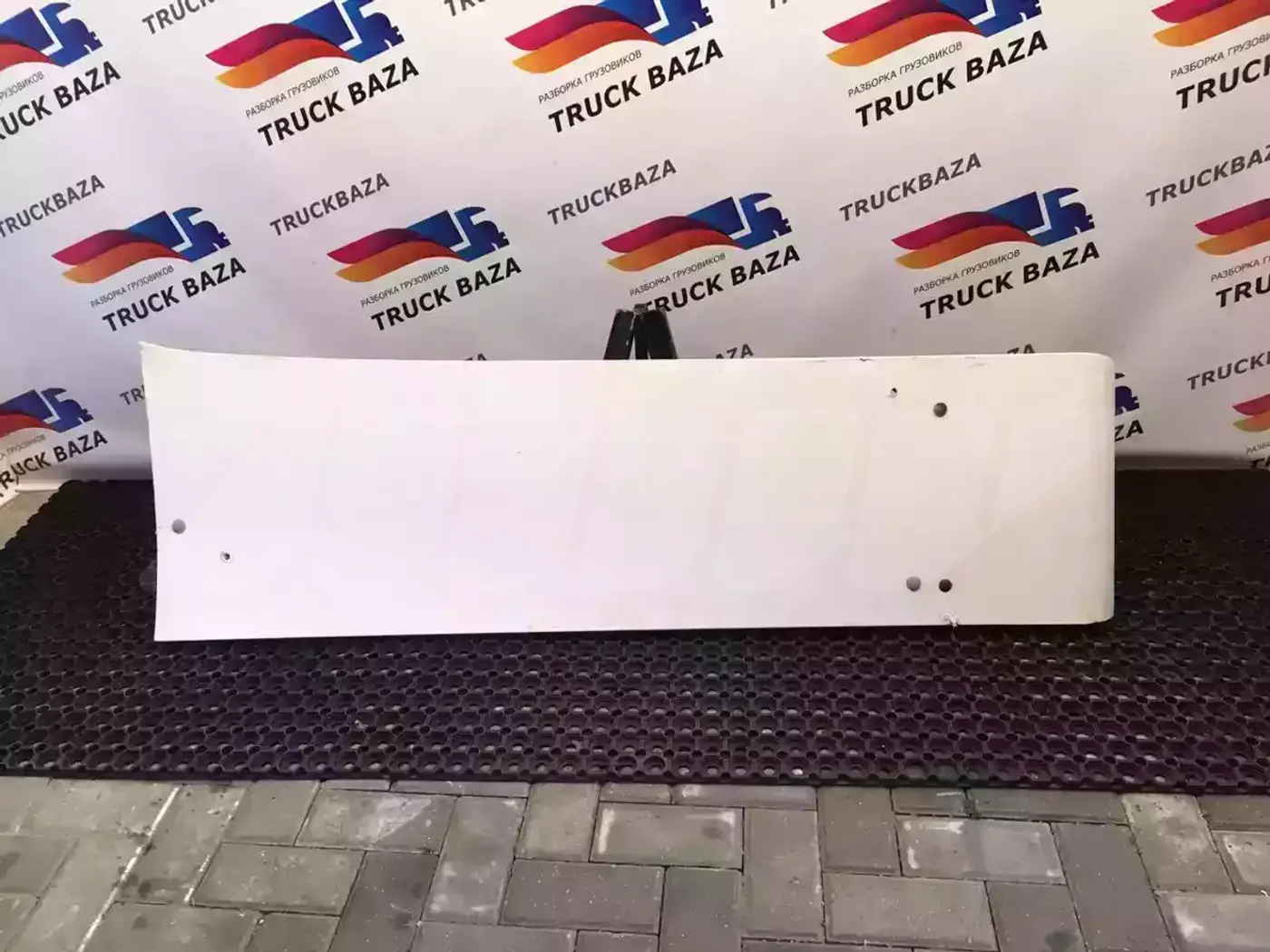 Спойлер к Scania  1995