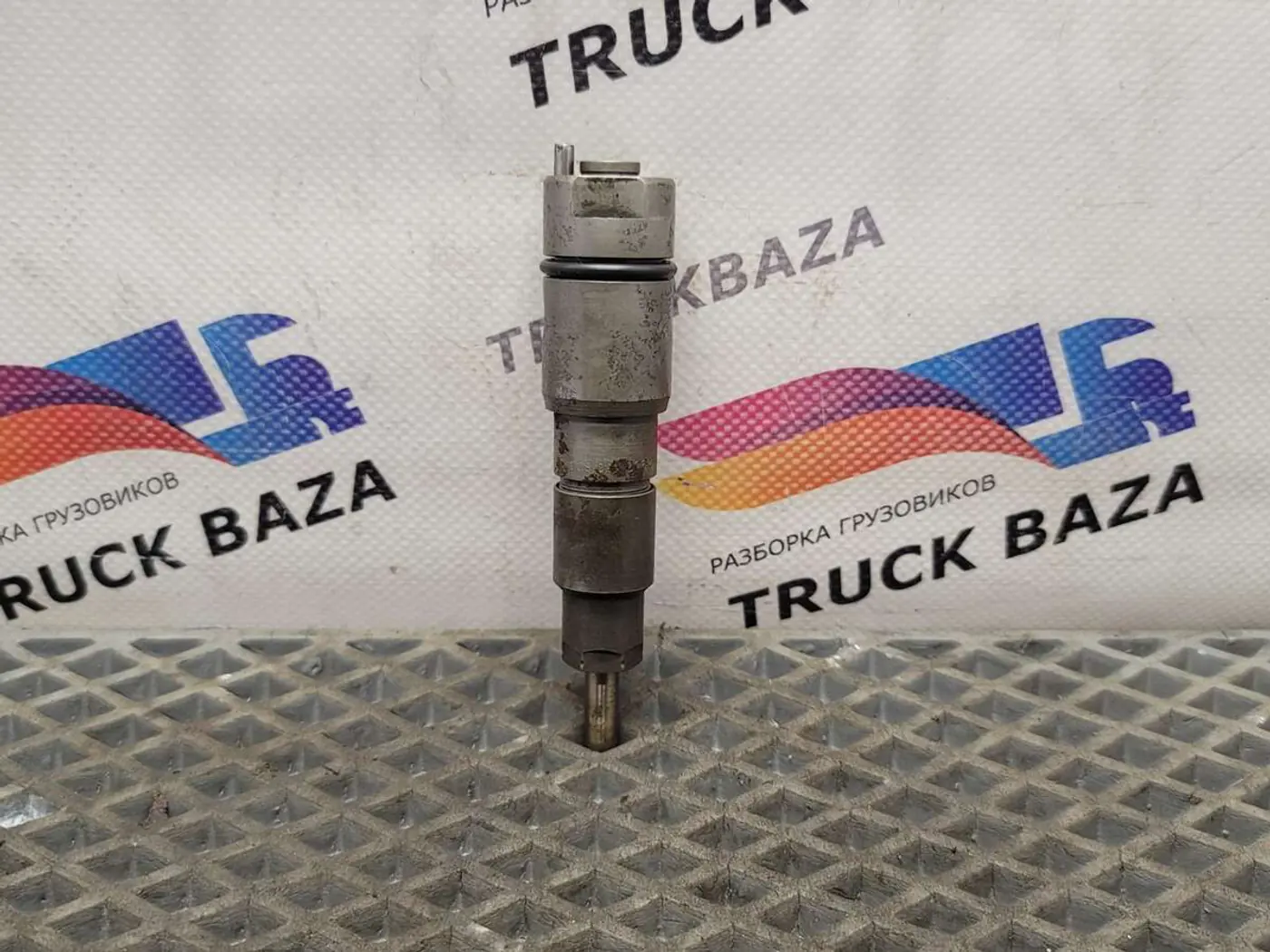 Форсунка к Mercedes-Benz Axor 2001