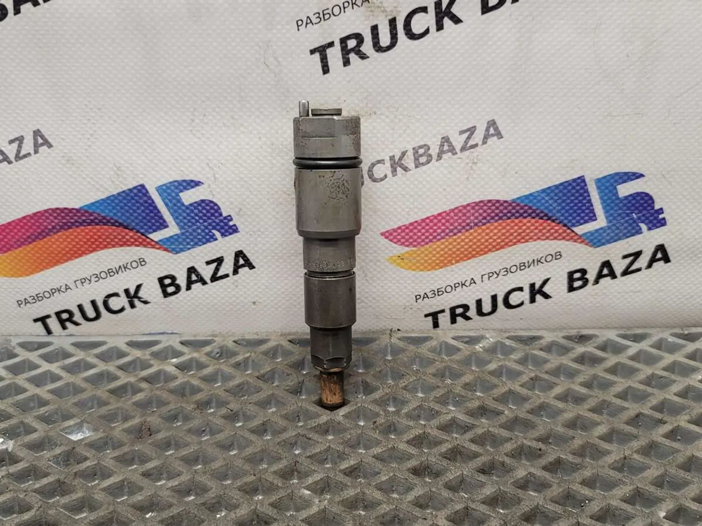 Форсунка к Mercedes-Benz Axor 2001