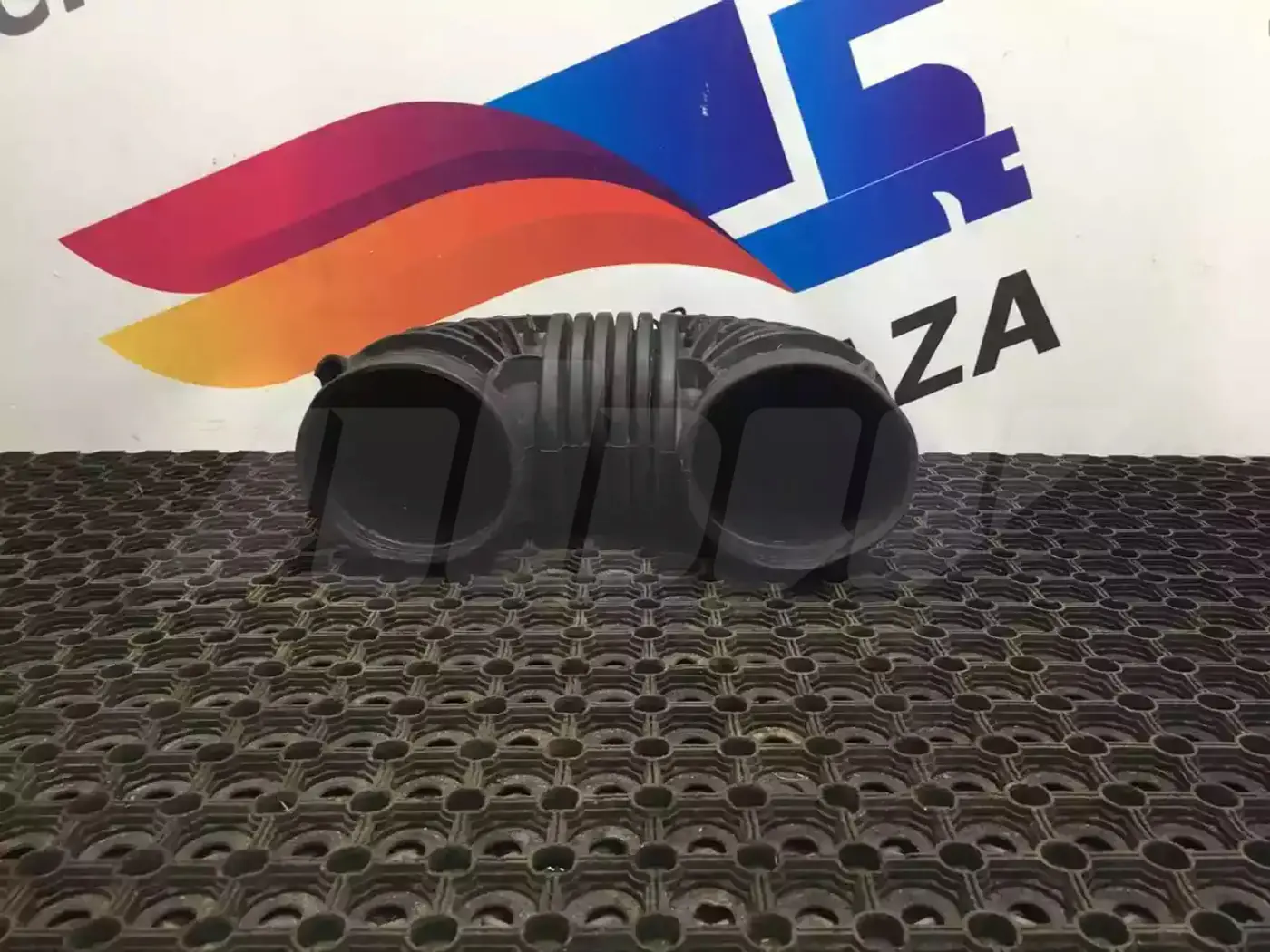 Патрубок к КамАЗ  2001
