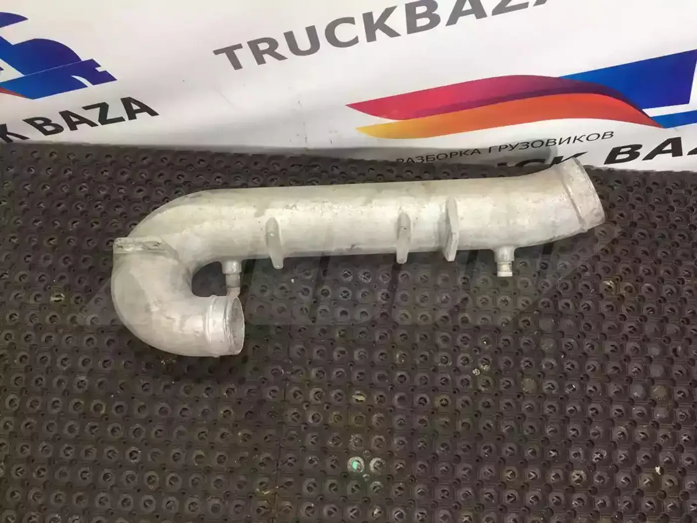 Патрубок интеркулера к IVECO Stralis 2012