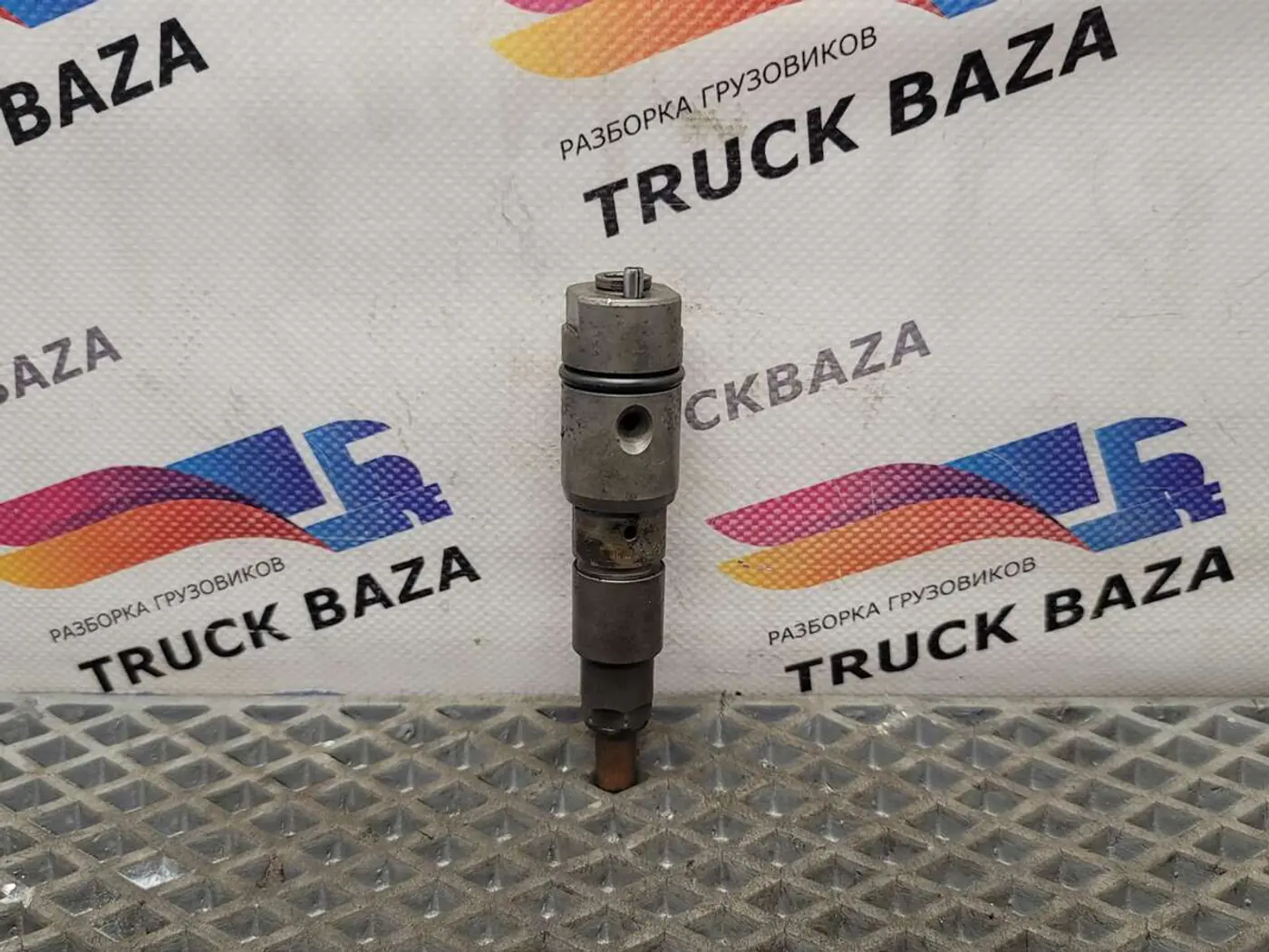 Форсунка к Mercedes-Benz Axor 2001