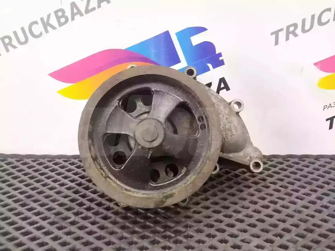 Помпа к Scania  1995