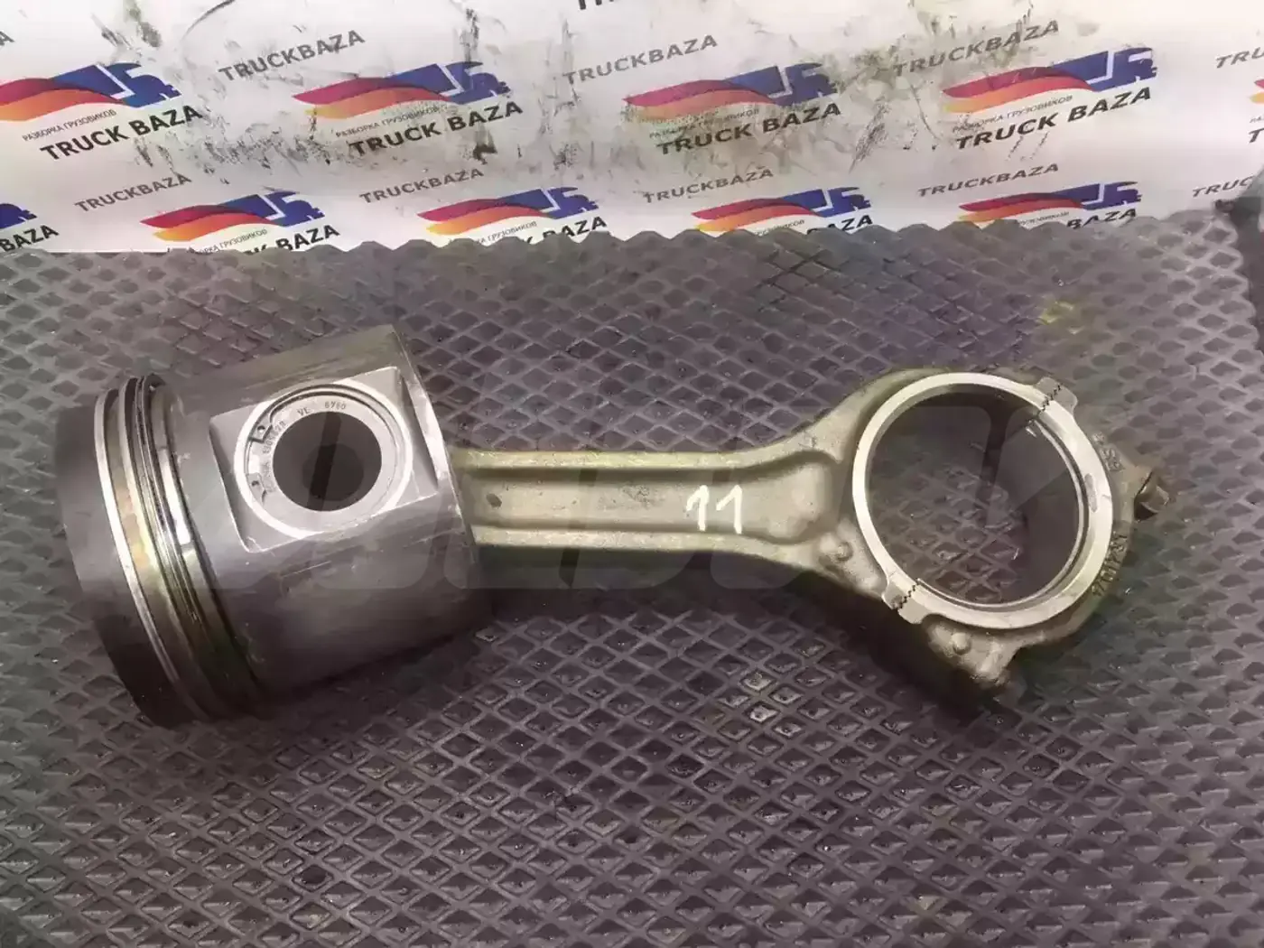 Шатун к Scania  1995