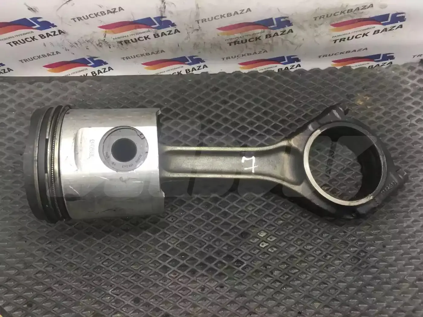Поршень к Scania 4-Series 1995