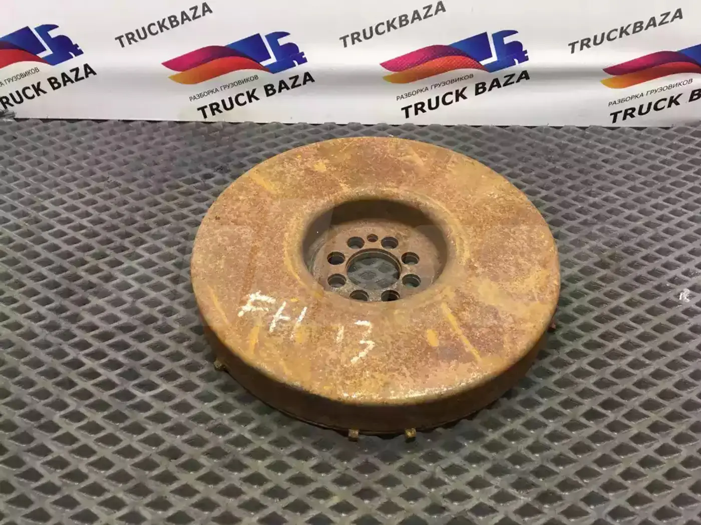 Демпфер к Renault Magnum 1997