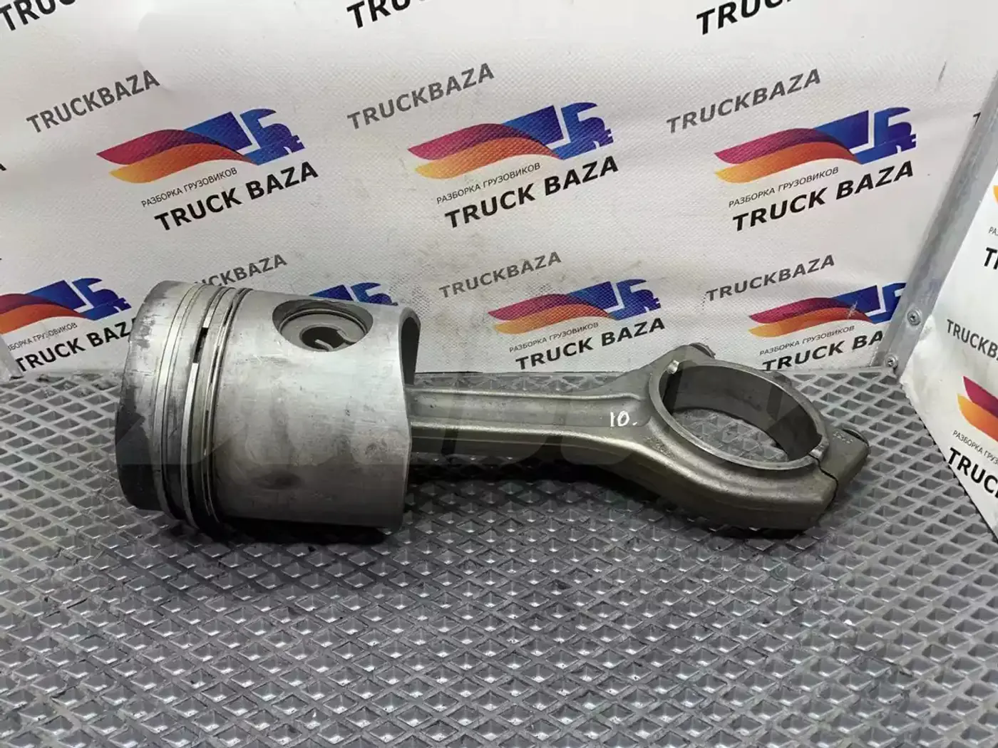 Шатун к MAN TGA 2000