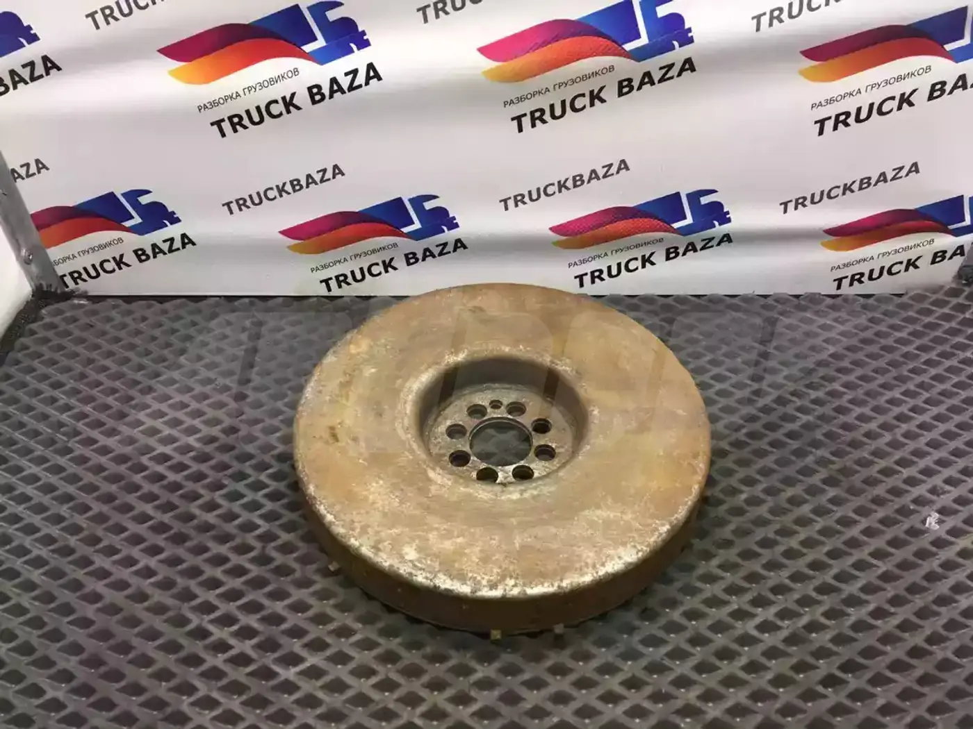 Демпфер к Renault Magnum 1997