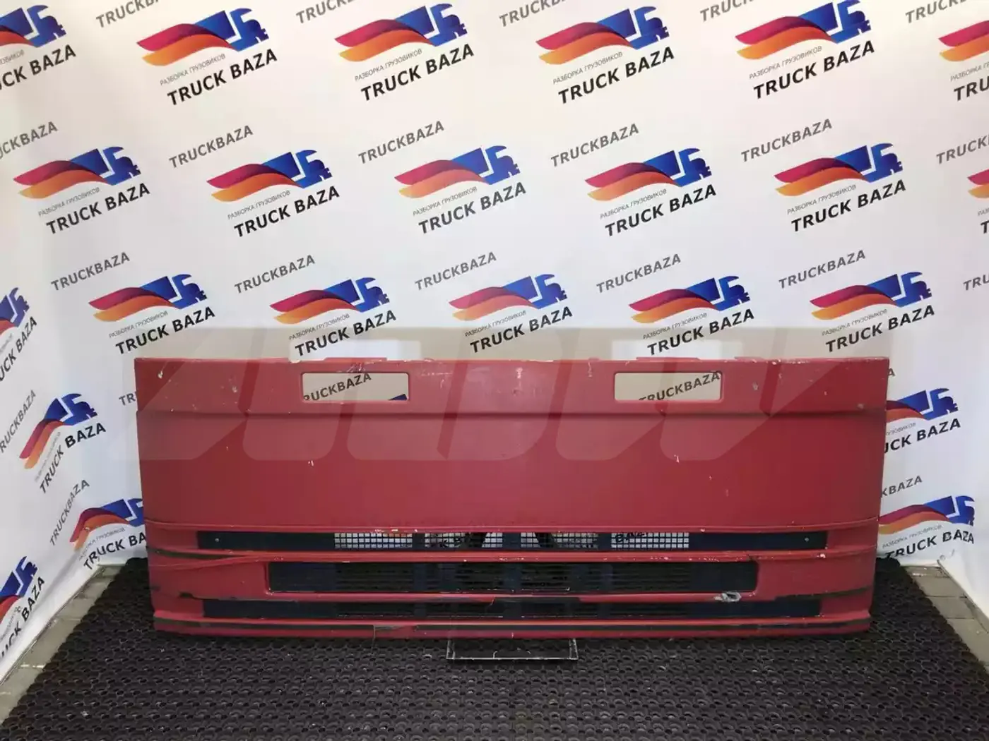 Капот к IVECO EuroTech 1991