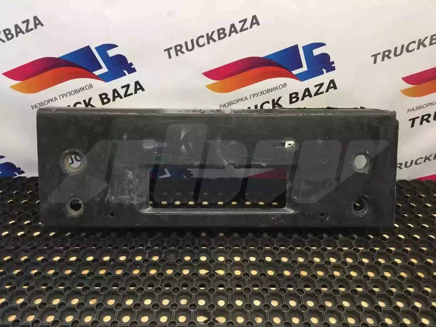 Бампер передний к Mercedes-Benz SK 1993